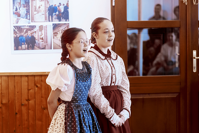 Népdaléneklési verseny